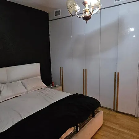 Iroom Quarto em Acomodações Particulares *